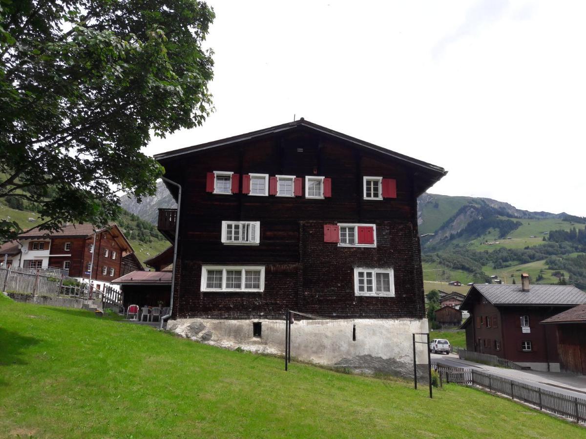 Tgesa Felici Apartamento Sedrun Exterior foto